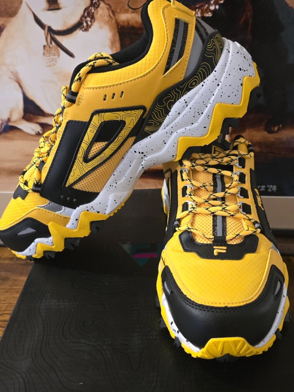Fila Men's Oakmont TR 1JM01689 702 Shoes Size 11 US Yellow/Black Hiking NEW
